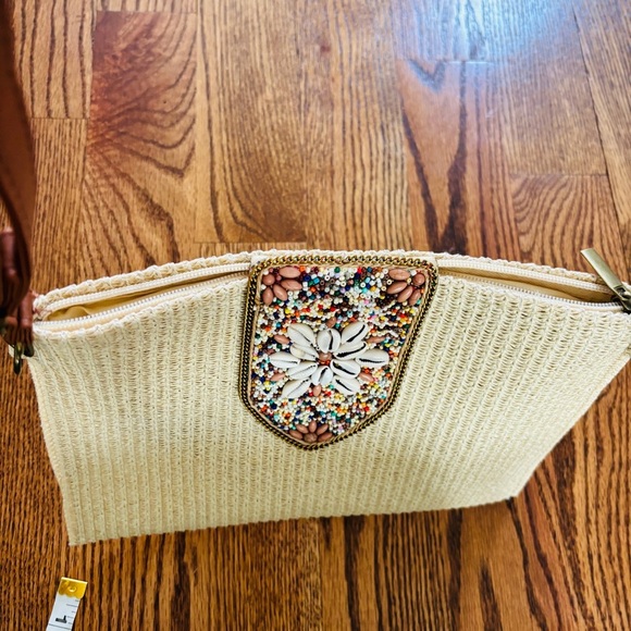 NEW Straw Clutch Crossbody Bag Shell Pearl Closure - Picture 6 of 9